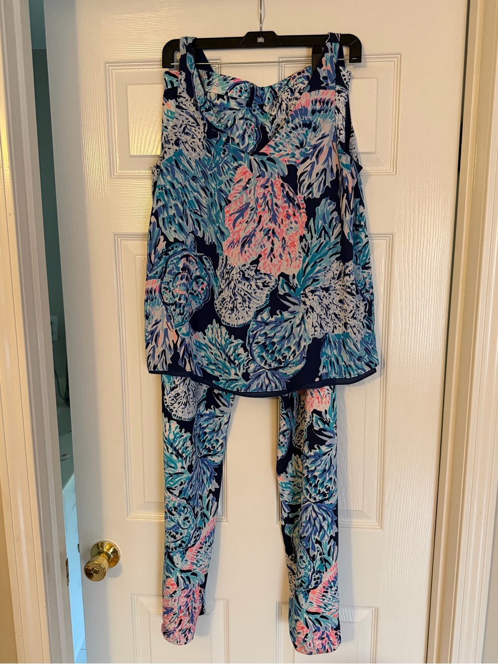 Lilly Pulitzer Navy Blue Multicolor Floral 2 piece set.